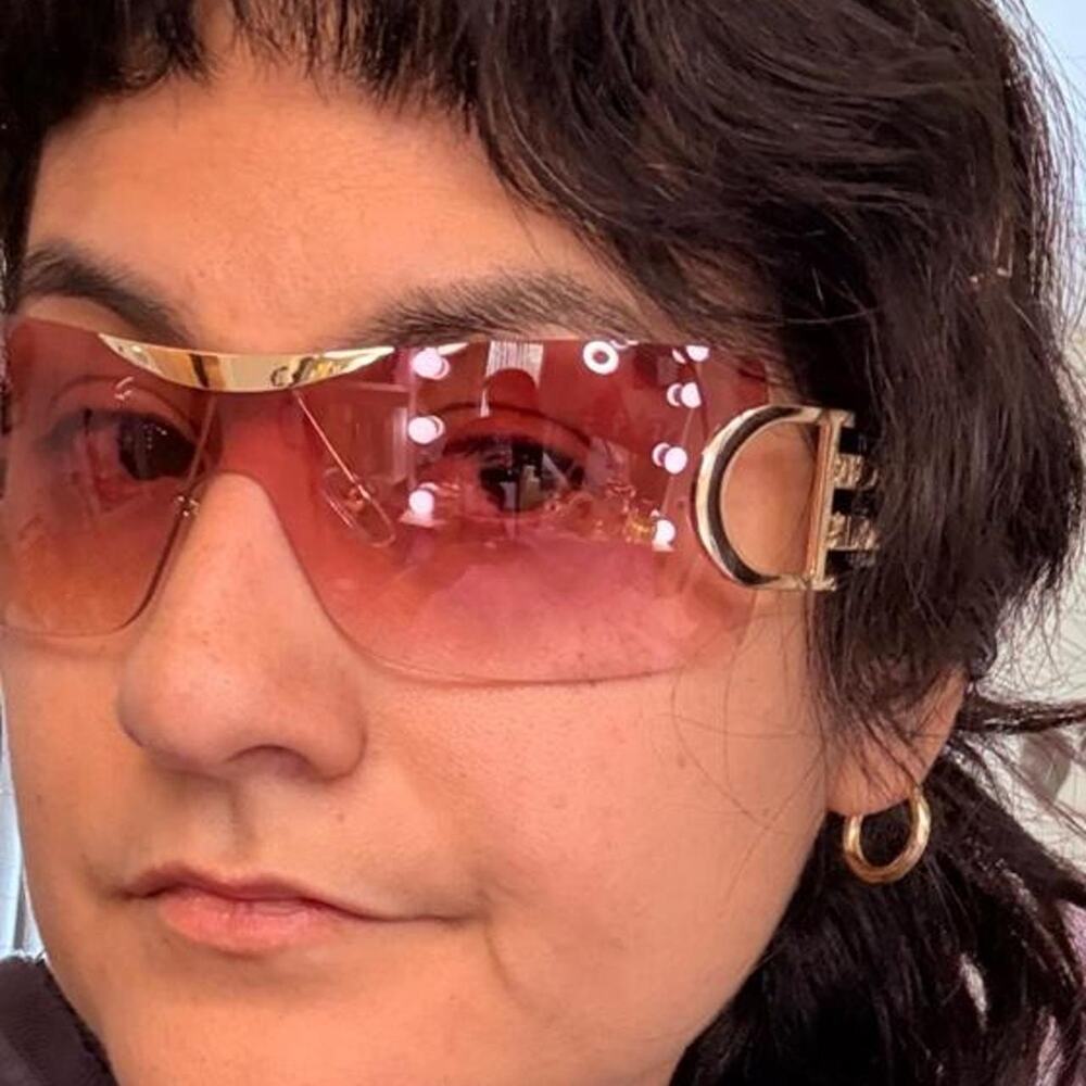 Y2K shield sunglasses with pink gradient lenses and gold-tone logo hardware - Picture 8 of 8